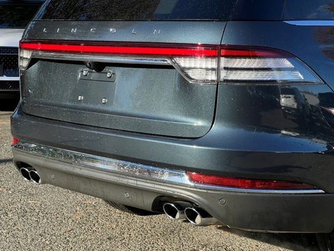 Certified 2023 Lincoln Aviator Reserve w/ Equipment Group 201A image 5