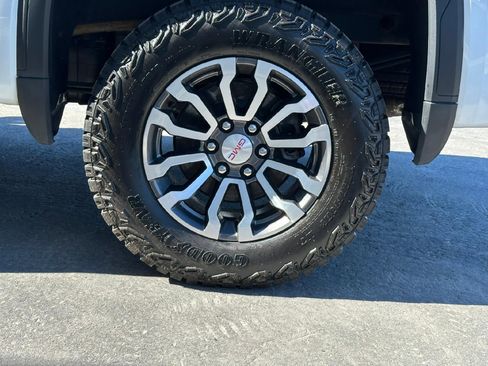 Certified 2023 GMC Sierra 1500 AT4 w/ AT4 Premium Package image 49