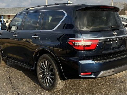 Used 2024 Nissan Armada Platinum w/ Captain's Chairs Package image 6