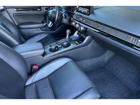 Used 2023 Honda Civic Touring image 16