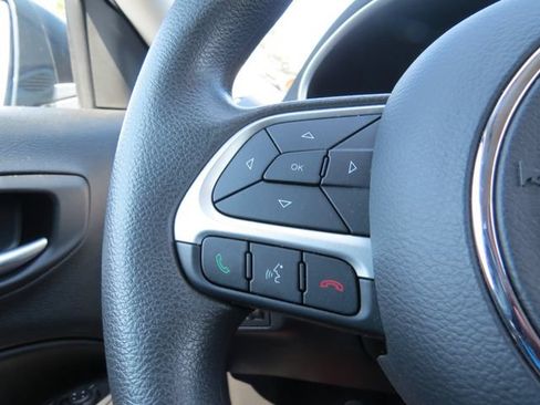 Used 2021 Jeep Compass Sport FWD image 18
