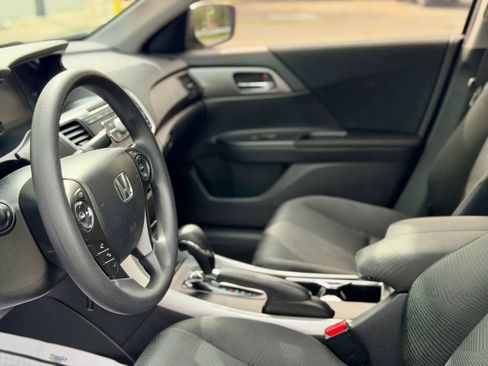 Used 2014 Honda Accord LX image 9