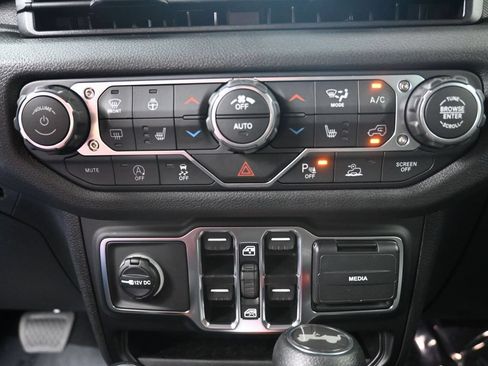 New 2026 Jeep Wrangler Unlimited Sport AWD/4WD image 17