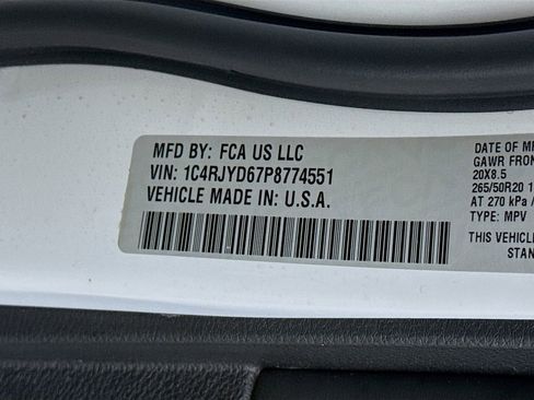 Used 2023 Jeep Grand Cherokee Overland w/ Luxury Tech Group IV image 36