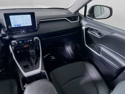 Certified 2025 Toyota RAV4 XLE image 21