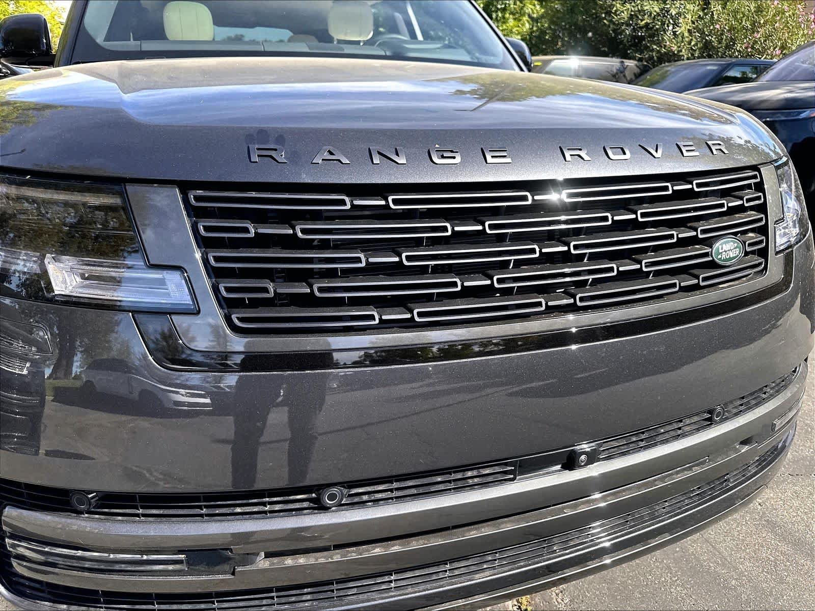 New 2026 Land Rover Range Rover Long Wheelbase SE AWD/4WD image 34