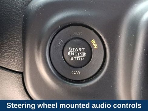 Used 2021 Jeep Wrangler Unlimited Sahara AWD/4WD image 18