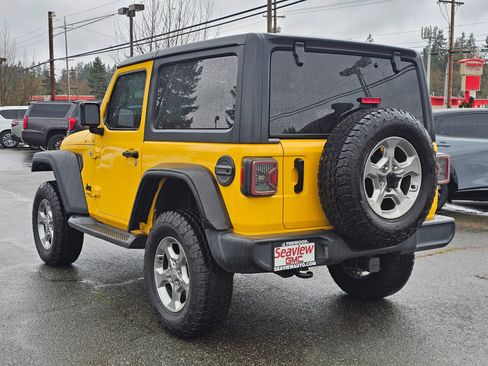 Used 2021 Jeep Wrangler Sport S image 5