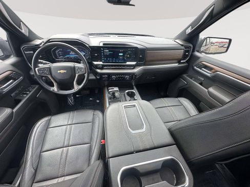 Certified 2022 Chevrolet Silverado 1500 High Country w/ High Country Premium Package image 7