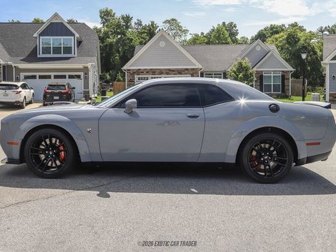 Used 2021 Dodge Challenger R/T Scat Pack RWD image 3