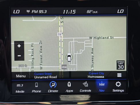Used 2022 Jeep Grand Cherokee Laredo X RWD image 29