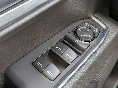 Certified 2026 Chevrolet Silverado 1500 LT RWD image 22
