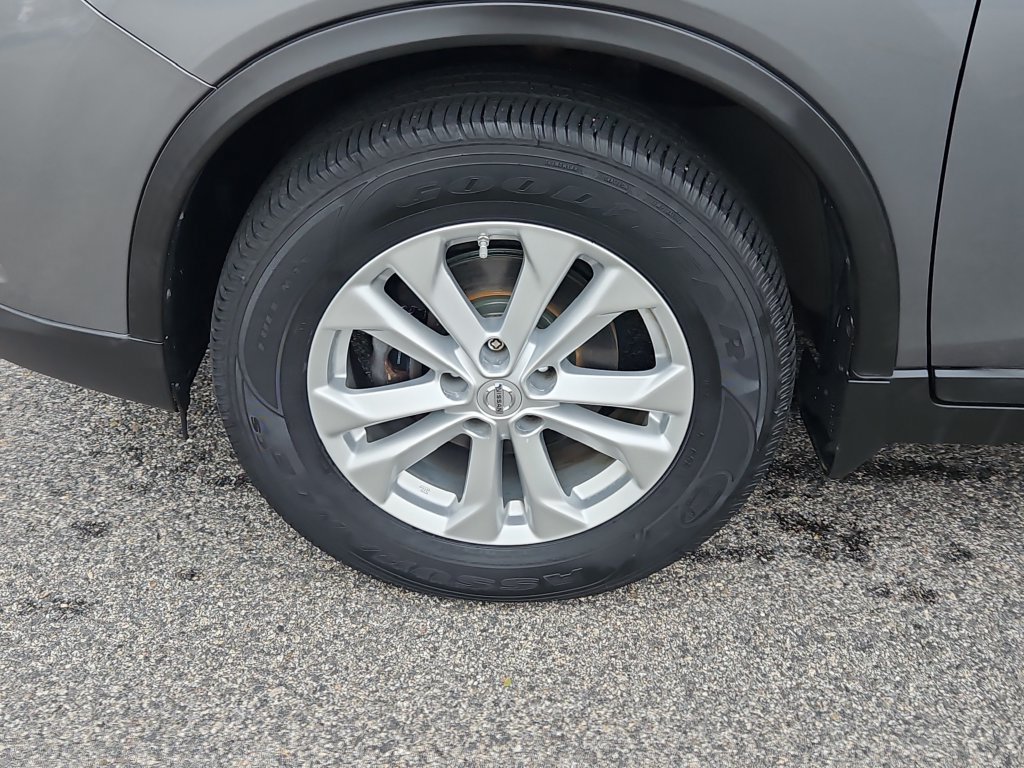 Used 2014 Nissan Rogue SV w/ SV Premium Package AWD/4WD image 7