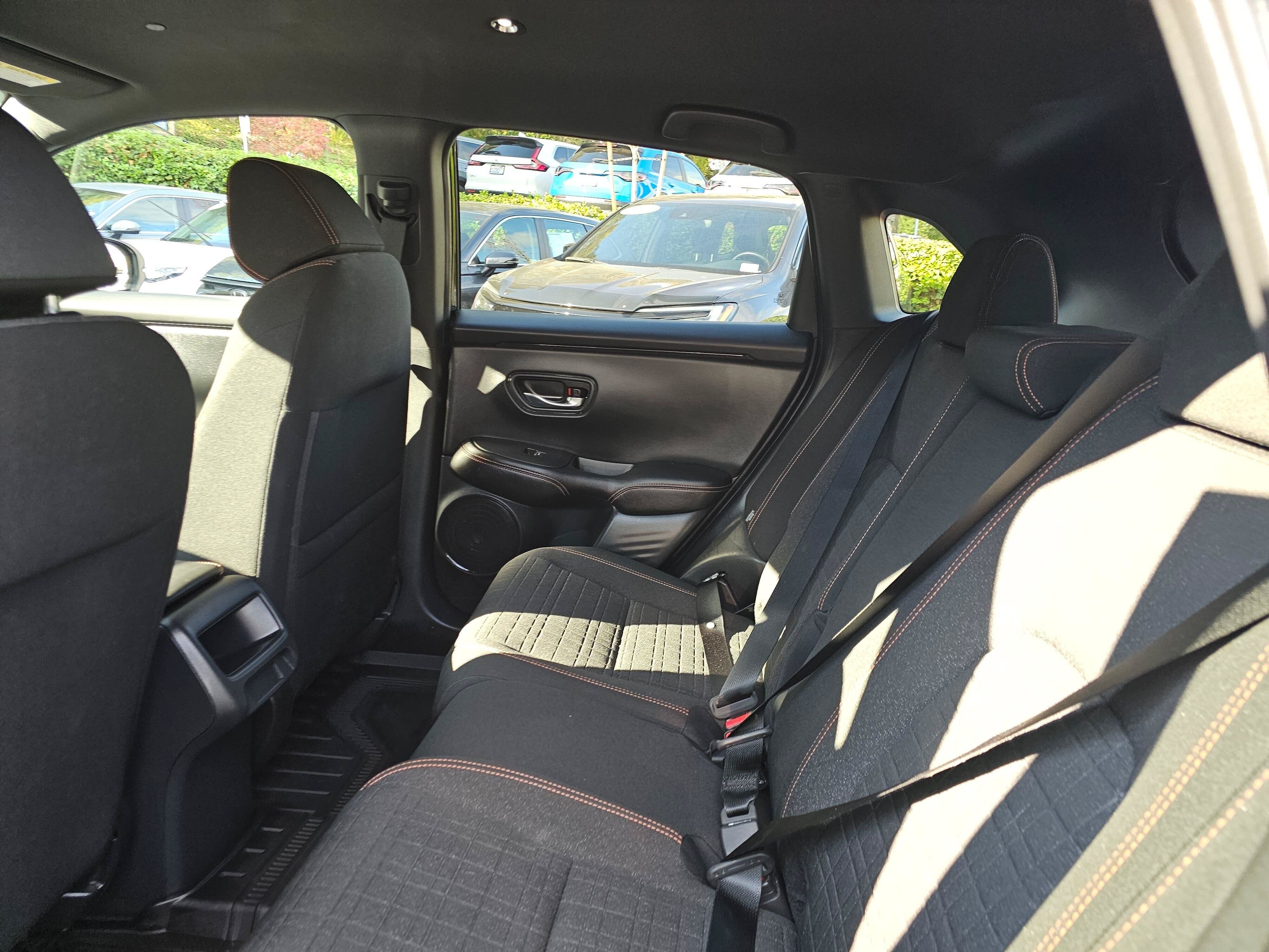 Used 2025 Honda HR-V Sport image 21