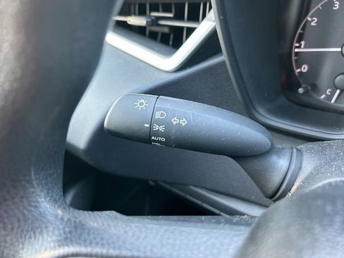 Used 2024 Toyota Corolla LE FWD image 19