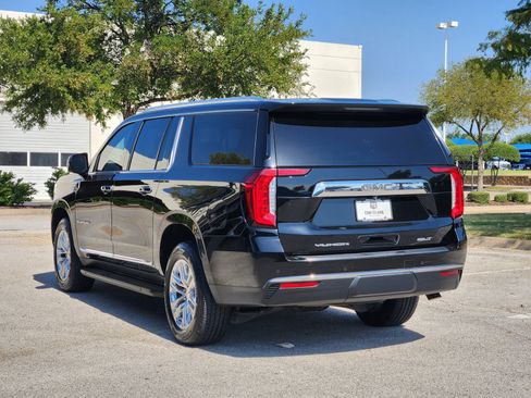 Used 2021 GMC Yukon XL SLT w/ SLT Premium Package RWD image 4