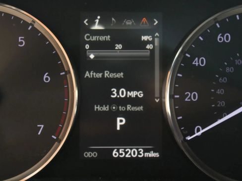 Used 2017 Lexus IS 200t RWD image 31
