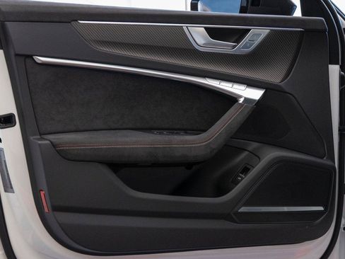 Used 2025 Audi RS 6 performance image 85