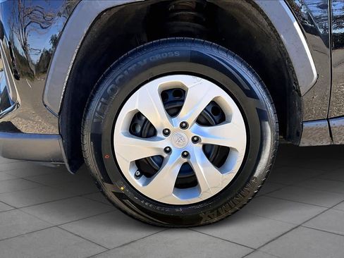 Certified 2021 Toyota RAV4 LE image 10