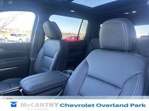 New 2026 Chevrolet Traverse LT w/ Enhanced Driving Package AWD/4WD image 23