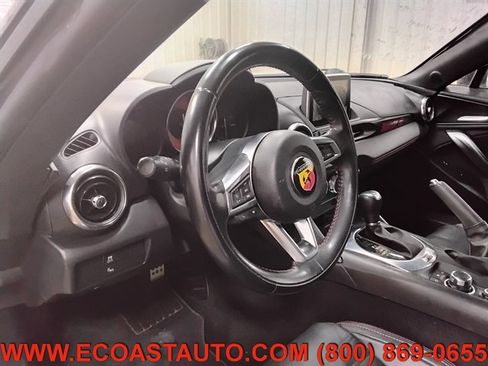 Used 2017 FIAT 124 Spider Abarth RWD image 11
