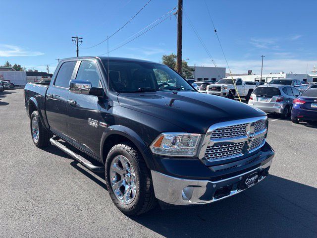 Used 2015 RAM 1500 Laramie w/ Convenience Group AWD/4WD image 4