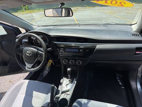 Used 2014 Toyota Corolla L FWD image 22