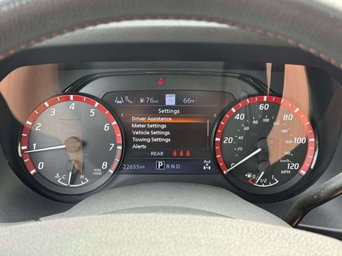 Used 2024 Nissan Titan PRO-4X w/ Pro-4x Convenience Package AWD/4WD image 28