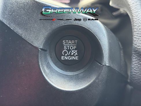 Used 2021 Jeep Compass Latitude AWD/4WD image 29