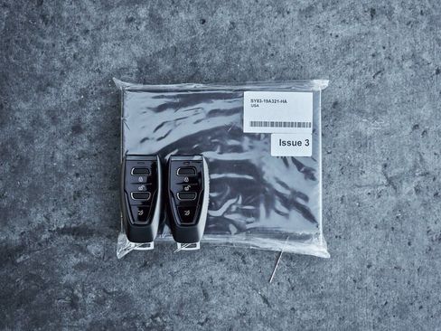 Used 2025 Aston Martin DBX 707 image 80