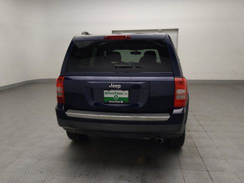 Used 2017 Jeep Patriot High Altitude FWD image 7