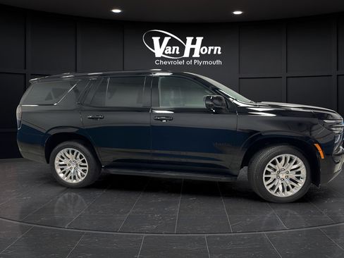 Used 2026 Chevrolet Tahoe RST w/ Comfort Package AWD/4WD image 8