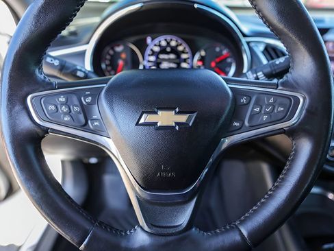 Used 2020 Chevrolet Malibu Premier FWD image 15