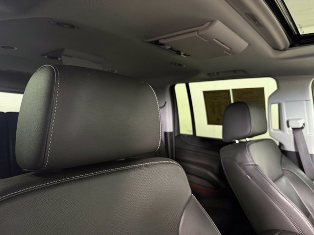Used 2017 GMC Yukon XL SLT w/ Open Road Package RWD image 32