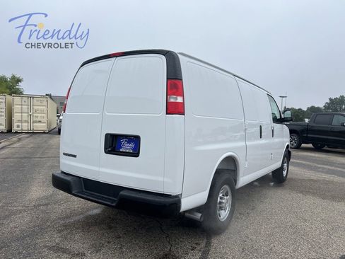 New 2025 Chevrolet Express 3500 w/ Driver Convenience Package RWD image 3
