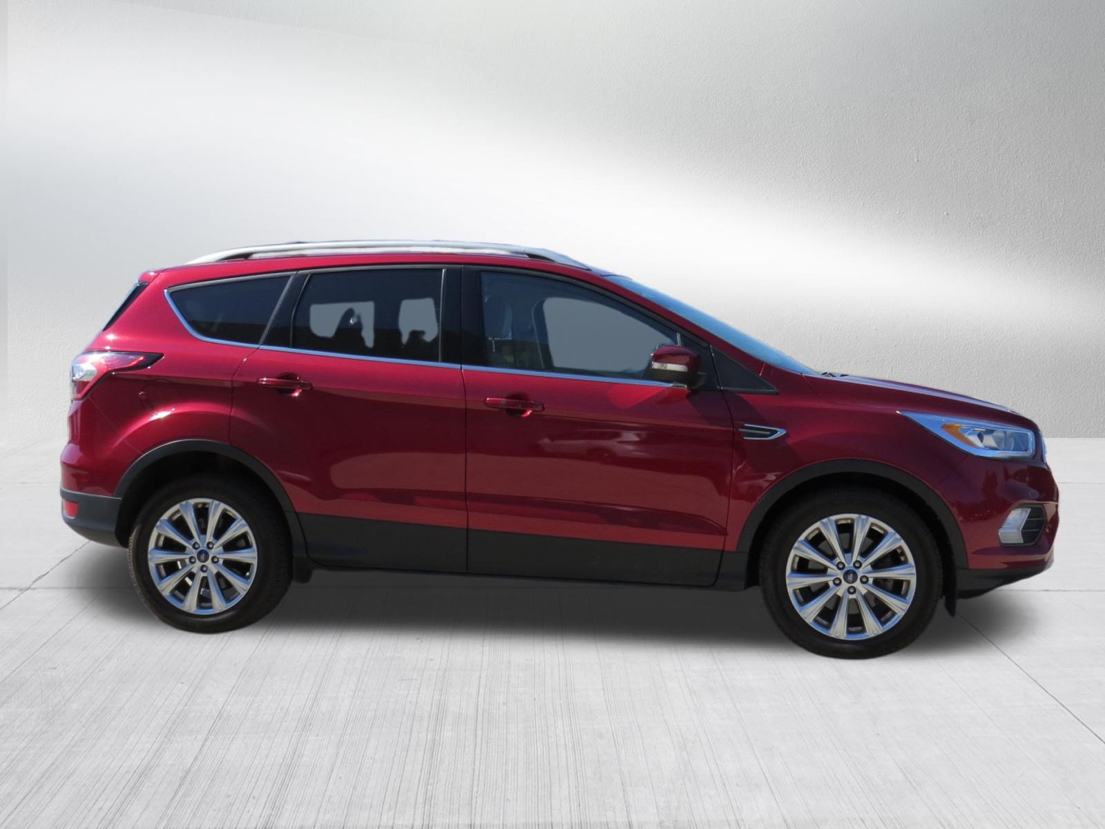 Used 2017 Ford Escape Titanium AWD/4WD image 2