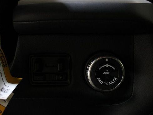 New 2026 Lincoln Navigator L Reserve w/ Jet Appearance Package image 42