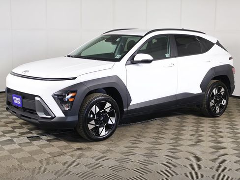 Used 2024 Hyundai Kona SEL AWD/4WD image 6
