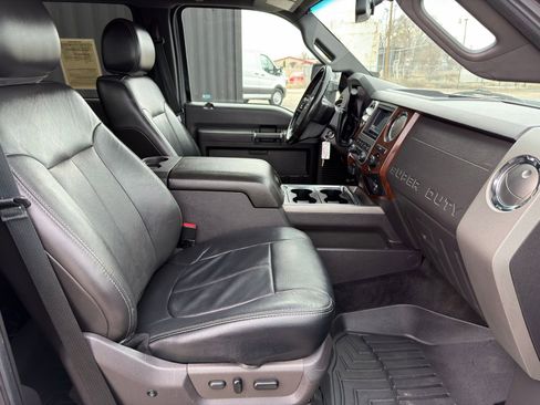 Used 2012 Ford F250 Lariat w/ Camper Pkg AWD/4WD image 36