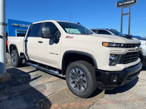 New 2026 Chevrolet Silverado 2500 Custom w/ Custom Value Package image 6