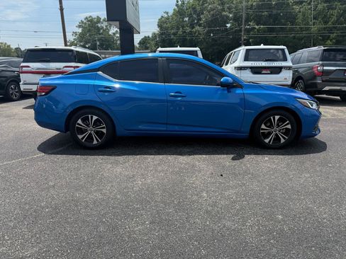Used 2022 Nissan Sentra SV FWD image 3