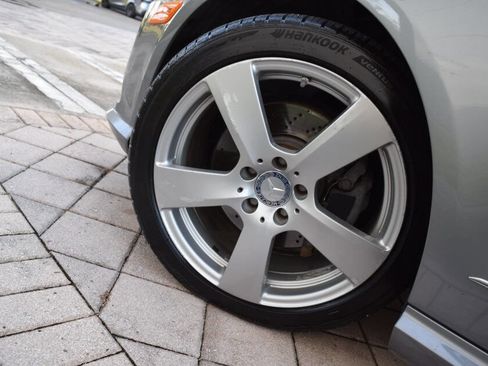 Used 2010 Mercedes-Benz E 350 4MATIC Sedan image 83