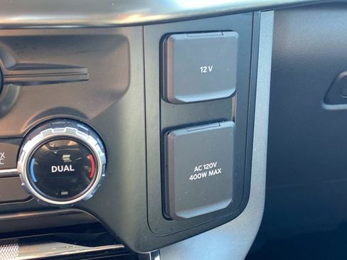Used 2022 Ford F150 Lariat AWD/4WD image 42