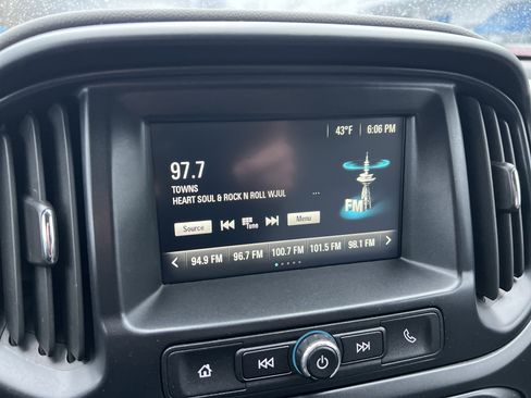 Used 2018 GMC Canyon W/T w/ Convenience Package image 16