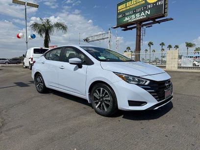 New 2025 Nissan Versa SV w/ Trunk Package