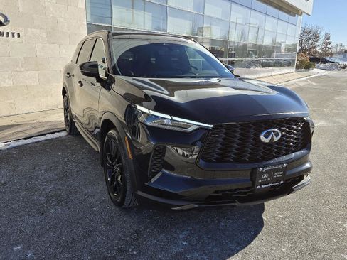 Certified 2025 INFINITI QX60 Luxe w/ Black Edition image 15