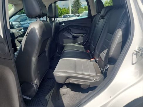 Used 2015 Ford Escape Titanium AWD/4WD image 29