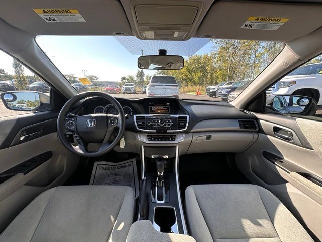 Used 2013 Honda Accord LX image 2