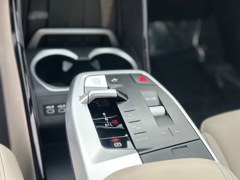 Certified 2023 BMW X1 xDrive28i w/ Premium Package image 17