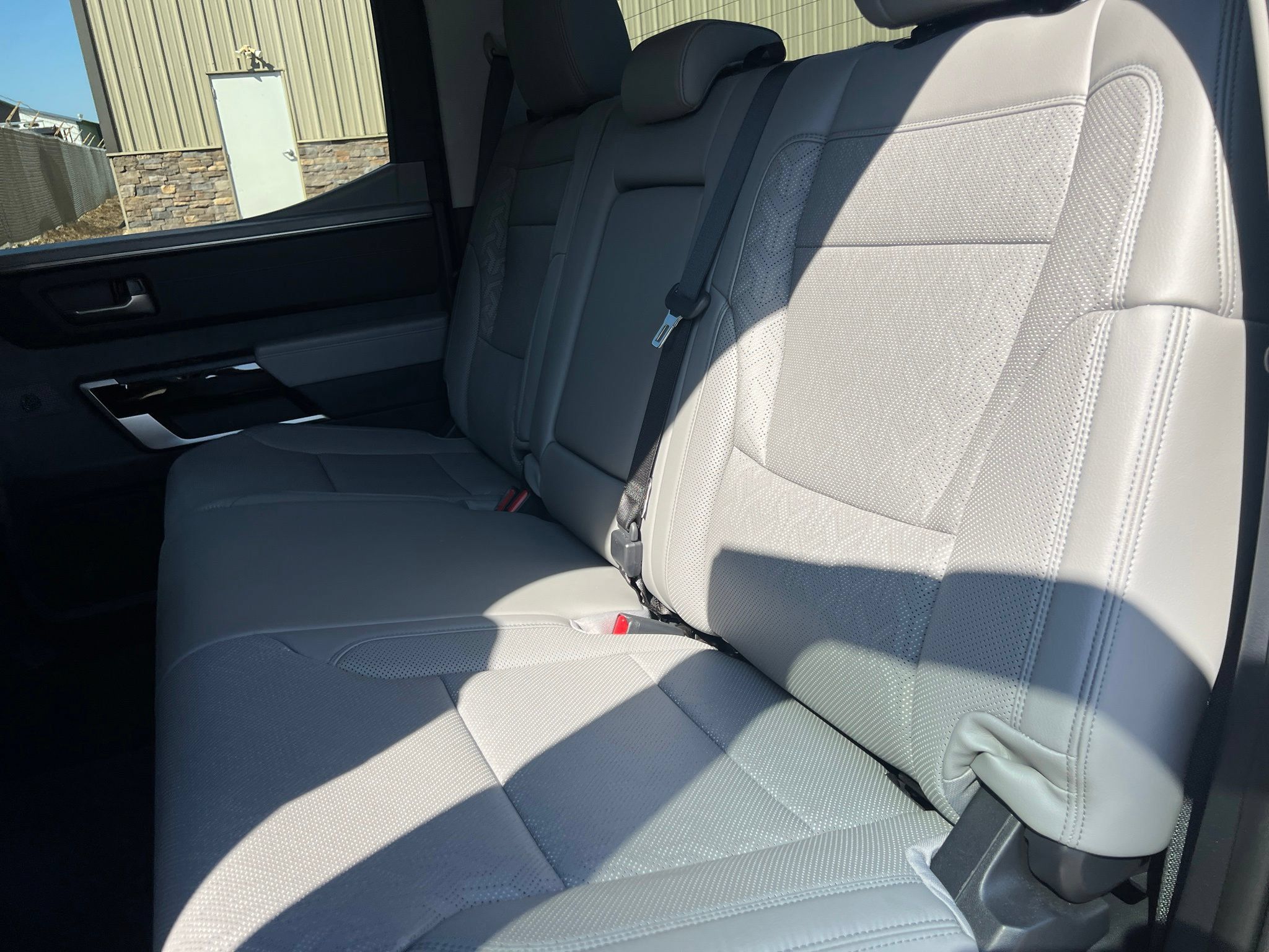 Used 2024 Toyota Tundra Limited w/ Power Package AWD/4WD image 15